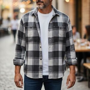 #223 American Eagle Outfitters gray and White Plaid Shirt